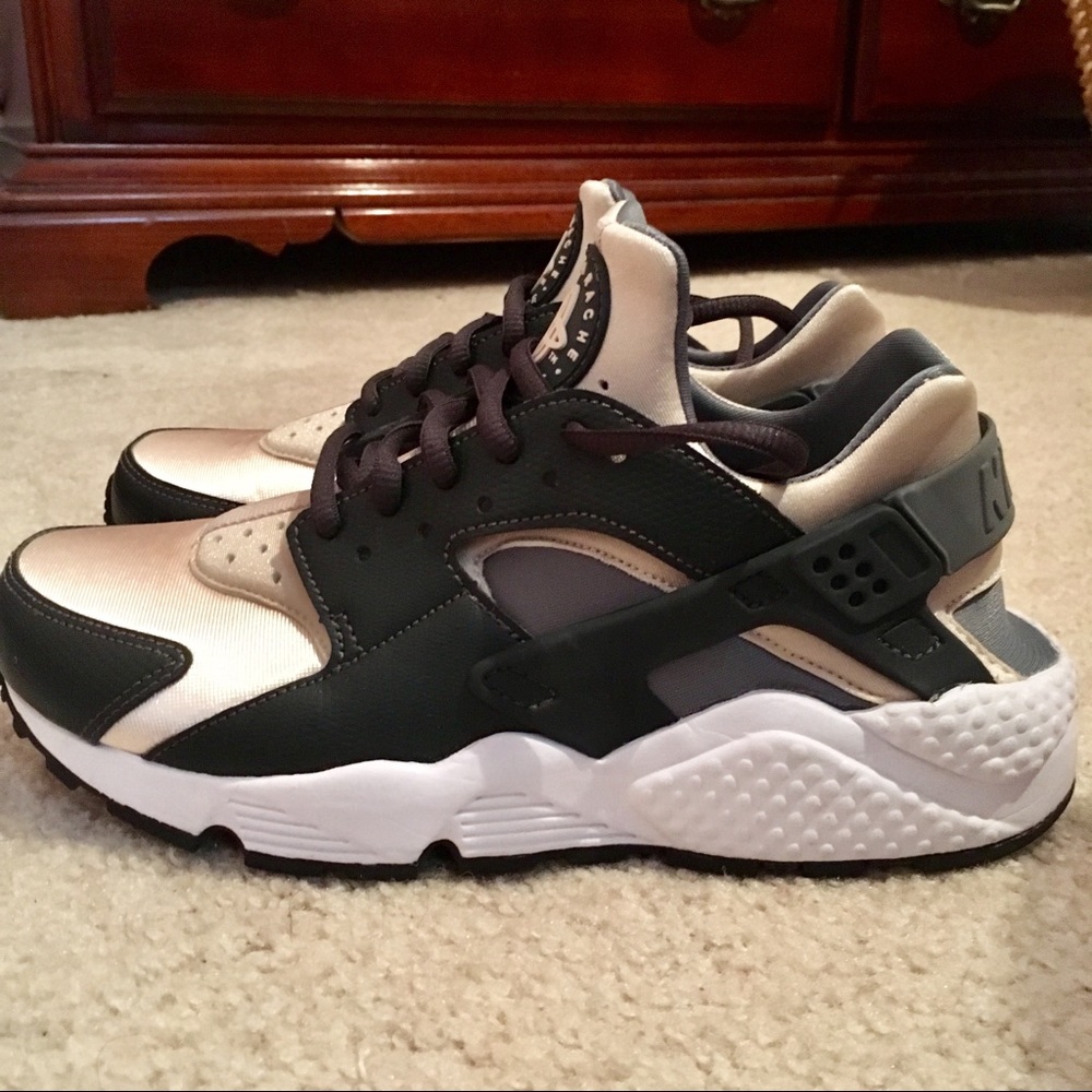 Nike Air Huaraches